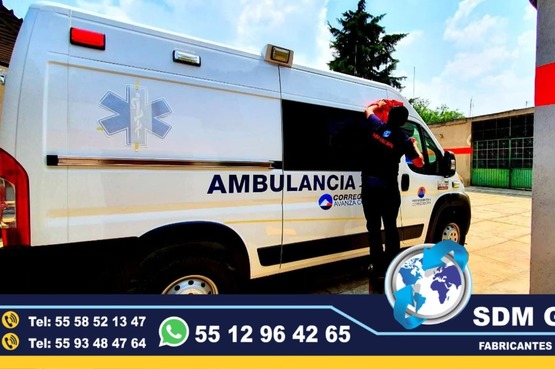 Fabricacion conversion, equipamiento y Venta de Unidades Moviles Medicas, Seguridad, Gobieno, Oficinas, Cobro, Rescate, Salvamento, Proteccion, Higiene, Traslado de Reos. Las unidades móviles especiales son vehículos adaptados para llevar servicios y atención a diferentes lugares, especialmente a zonas remotas o de difícil acceso. Estas unidades pueden ser utilizadas para diversos fines, como atención médica, educación, trámites gubernamentales, y más, llevando la atención directamente a la población.Unidades médicas móviles:Equipadas con consultorios, laboratorios o áreas de atención para brindar servicios de salud a comunidades alejadas, Unidades de capacitación móvil:Aulas móviles o centros de capacitación que llevan programas educativos y de formación a diferentes lugares, Unidades de atención gubernamental móvil:Ofrecen servicios como trámites legales, registro civil o asesoría en comunidades distantes,Beneficios de las unidades móviles especiales:Mayor alcance:Permiten llegar a poblaciones que no tienen fácil acceso a servicios o centros de atención. Mayor eficiencia:Ofrecen servicios de manera descentralizada, adaptándose a las necesidades de cada comunidad. Mayor impacto:Al acercar los servicios a la población, se genera un impacto positivo en la calidad de vida de las personas. Flexibilidad:Pueden adaptarse a diferentes tipos de vehículos (camiones, furgonetas, autobuses) dependiendo de las necesidades.