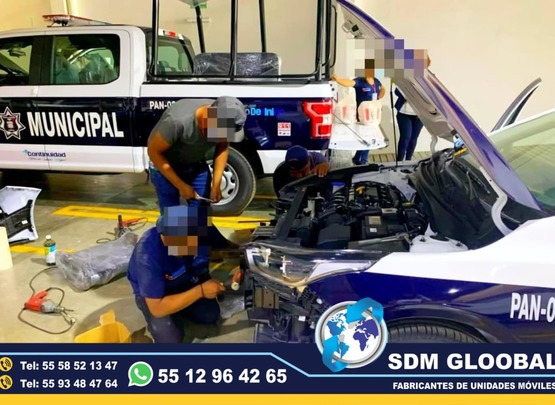 Conversion, Equipamiento y equipo para Patrullas nuevas, Fabricacion y venta de unidades moviles para seguridad publica, privada, rescate, salvamento. SDM Global Mexico somos una empresa líder en el Equipamiento de Patrullas asi como de unidades moviles de rescate, salvamento, proximidad, primer respodiente, equipo tactito, anti motin, fuerzas especiales, semi remolques con personal altamente capasitado para su fabricacion, Roll bar, Tumbaburros, Burrera, Banca central, Defensa trasera, Lona, Rotulacion, Pintura, Torreta de leds, sirena, bocina, codigos, estrobos, luces, etc. somos fabricantes.El término auto o moto Patrulla es utilizado para Patrullar un área concreta asignada. ​ Su función primaria es servir de apoyo a los oficiales de Policía en sus tareas diarias como rondines y traslado de delincuentes. somos fabricantes de unidades moviles especiales.Somos una Empresa Mexicana líder en el Mercado con años de experiencia, especialistas en el Equipamiento de Patrullas Equipadas Cajas y Remolques Unidades Moviles Especiales de Seguridad, Rescate, Salvamento, Salud, Comunicacion, Higine, etc.,Somos fabribricantes directos, distribuidores en todo Mexico, comunicate y te atenderemos personalmente.