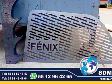 Conversion Equipamiento Fabricacion y Venta de Equipo para Patrullas Camionetas Pick Up, Accesorios Metalicos, Equipo visual acustico, Luces auxiliares, Rotulacion.El equipamiento Pick-up es uno de los mas completos para patrulla, ya que cuenta con una gran variedad de accesorios metálicos, así como accesorios visual acústico. En cuestión de accesorios metálicos contamos con Tumbaburros, Roll Bar de 3 Arcos Tipo Com­­ando, Banca central con respaldo, Defensa Trasera Tipo Escalón. En la parte de accesorios visual acústico cuenta con Torreta, Sirena y Bocina, adicional mente se le puede agregar un Kit de Estrobos en faros Marca WHELEN, FEDERAL SIGNAL, EPCOMSomos una Empresa Mexicana líder en el Mercado con años de experiencia, especialistas en el Equipamiento de Patrullas Equipadas Cajas y Remolques Unidades Moviles Especiales de Seguridad, Rescate, Salvamento, Salud, Comunicacion, Higine, etc.,Somos fabribricantes directos, distribuidores en todo Mexico, comunicate y te atenderemos personalmente. contamos con las mejores marcas en el mecado