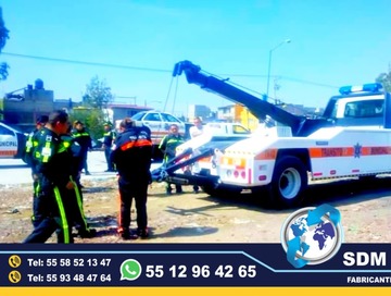 Conversion Equipamiento Fabricacion y Venta de Equipo para Patrullas Camionetas Pick Up, Accesorios Metalicos, Equipo visual acustico, Luces auxiliares, Rotulacion.El equipamiento Pick-up es uno de los mas completos para patrulla, ya que cuenta con una gran variedad de accesorios metálicos, así como accesorios visual acústico. En cuestión de accesorios metálicos contamos con Tumbaburros, Roll Bar de 3 Arcos Tipo Com­­ando, Banca central con respaldo, Defensa Trasera Tipo Escalón. En la parte de accesorios visual acústico cuenta con Torreta, Sirena y Bocina, adicional mente se le puede agregar un Kit de Estrobos en faros Marca WHELEN, FEDERAL SIGNAL, EPCOMSomos una Empresa Mexicana líder en el Mercado con años de experiencia, especialistas en el Equipamiento de Patrullas Equipadas Cajas y Remolques Unidades Moviles Especiales de Seguridad, Rescate, Salvamento, Salud, Comunicacion, Higine, etc.,Somos fabribricantes directos, distribuidores en todo Mexico, comunicate y te atenderemos personalmente. contamos con las mejores marcas en el mecado