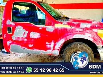 Conversion Equipamiento Fabricacion y Venta de Equipo para Patrullas Camionetas Pick Up, Accesorios Metalicos, Equipo visual acustico, Luces auxiliares, Rotulacion.El equipamiento Pick-up es uno de los mas completos para patrulla, ya que cuenta con una gran variedad de accesorios metálicos, así como accesorios visual acústico. En cuestión de accesorios metálicos contamos con Tumbaburros, Roll Bar de 3 Arcos Tipo Com­­ando, Banca central con respaldo, Defensa Trasera Tipo Escalón. En la parte de accesorios visual acústico cuenta con Torreta, Sirena y Bocina, adicional mente se le puede agregar un Kit de Estrobos en faros Marca WHELEN, FEDERAL SIGNAL, EPCOMSomos una Empresa Mexicana líder en el Mercado con años de experiencia, especialistas en el Equipamiento de Patrullas Equipadas Cajas y Remolques Unidades Moviles Especiales de Seguridad, Rescate, Salvamento, Salud, Comunicacion, Higine, etc.,Somos fabribricantes directos, distribuidores en todo Mexico, comunicate y te atenderemos personalmente. contamos con las mejores marcas en el mecado